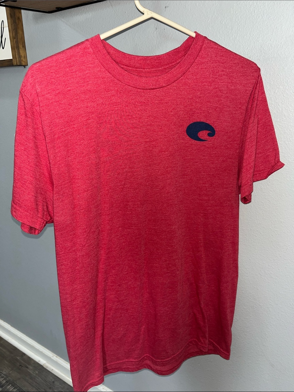 Costa Heather Red Short Sleeve Tee with Navy Wave Emblem